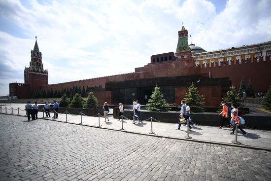 Russia Coronavirus Lockdown Ease