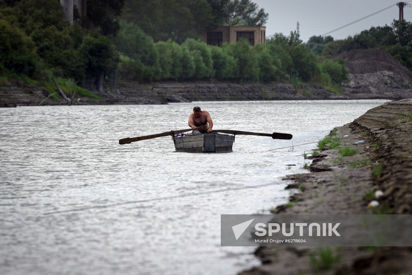 Azerbaijan Kura River Drying Up