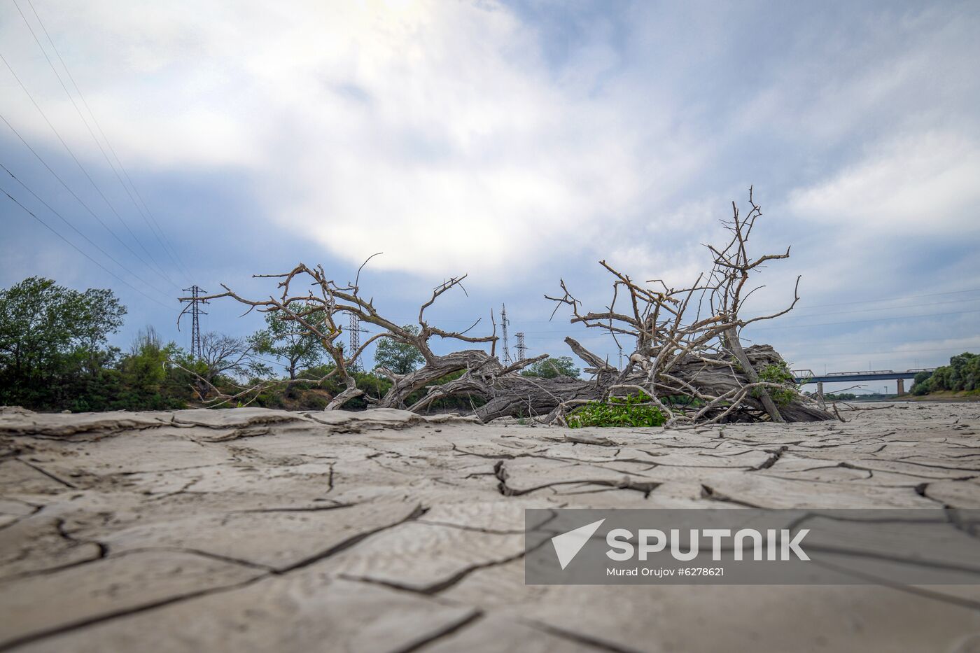 Azerbaijan Kura River Drying Up