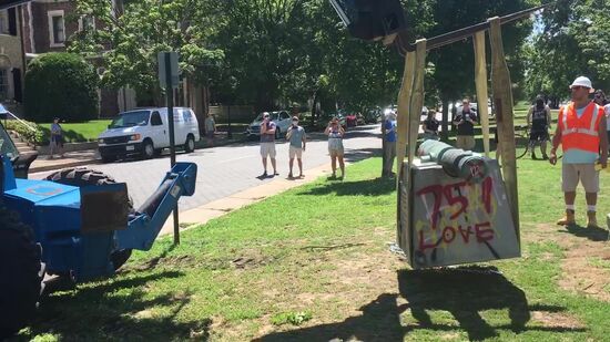 US Confederacy Monuments Removing