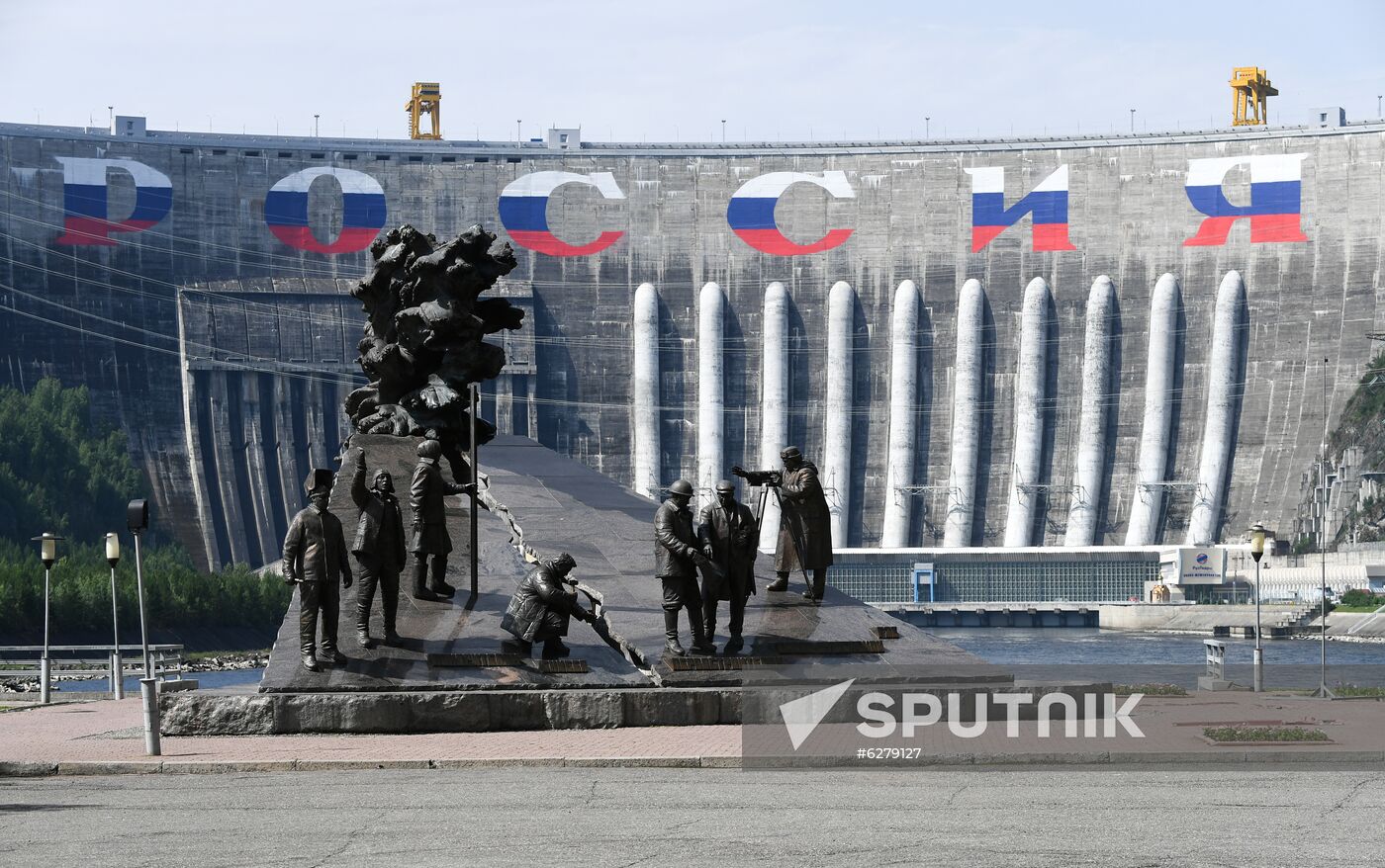 Russia Graffiti