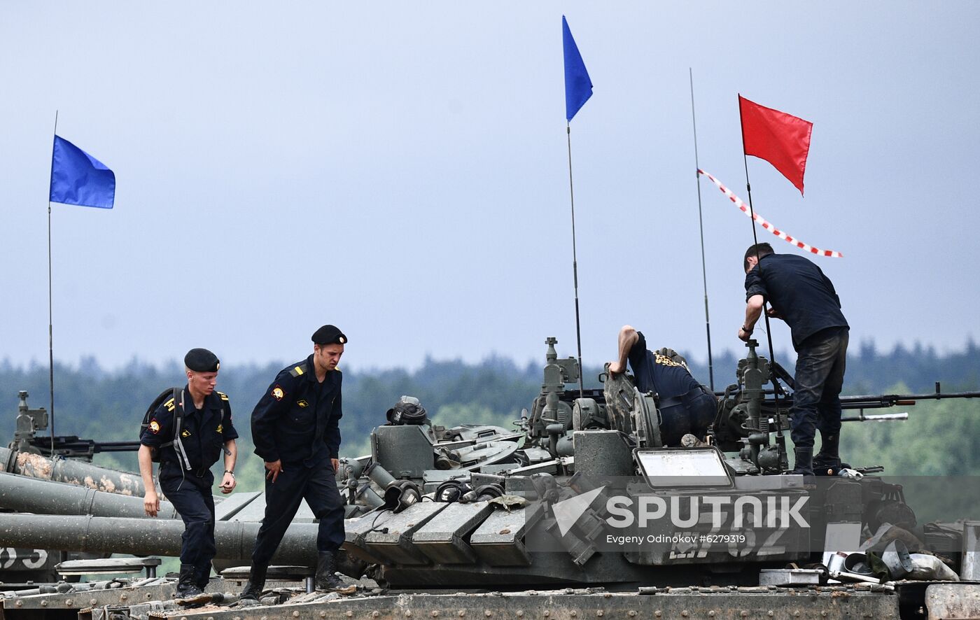 Russia Tank Biathlon
