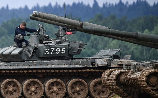Russia Tank Biathlon