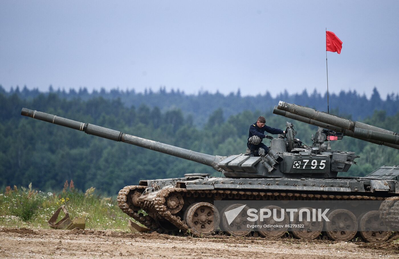 Russia Tank Biathlon