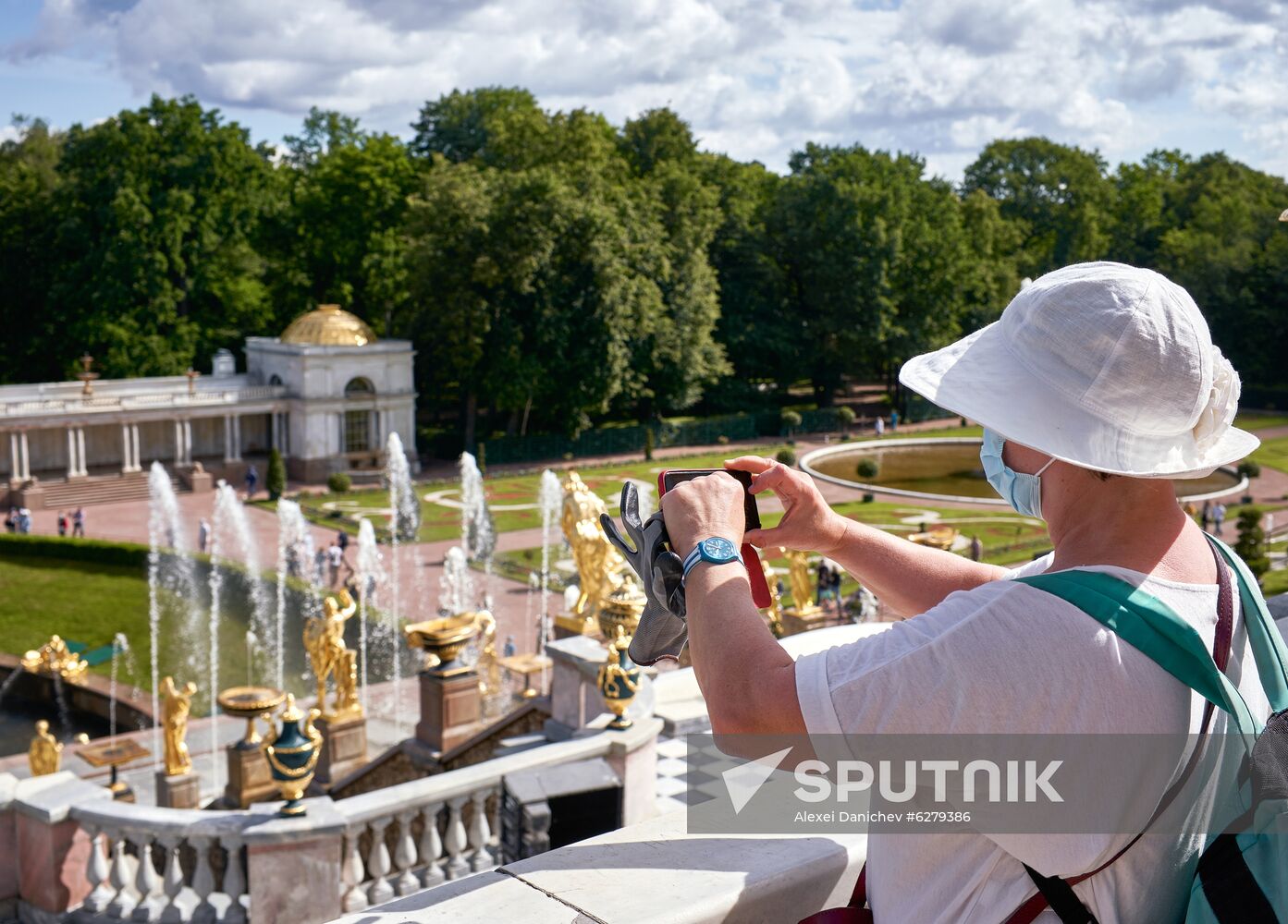 Russia Peterhof State Museum Reopening