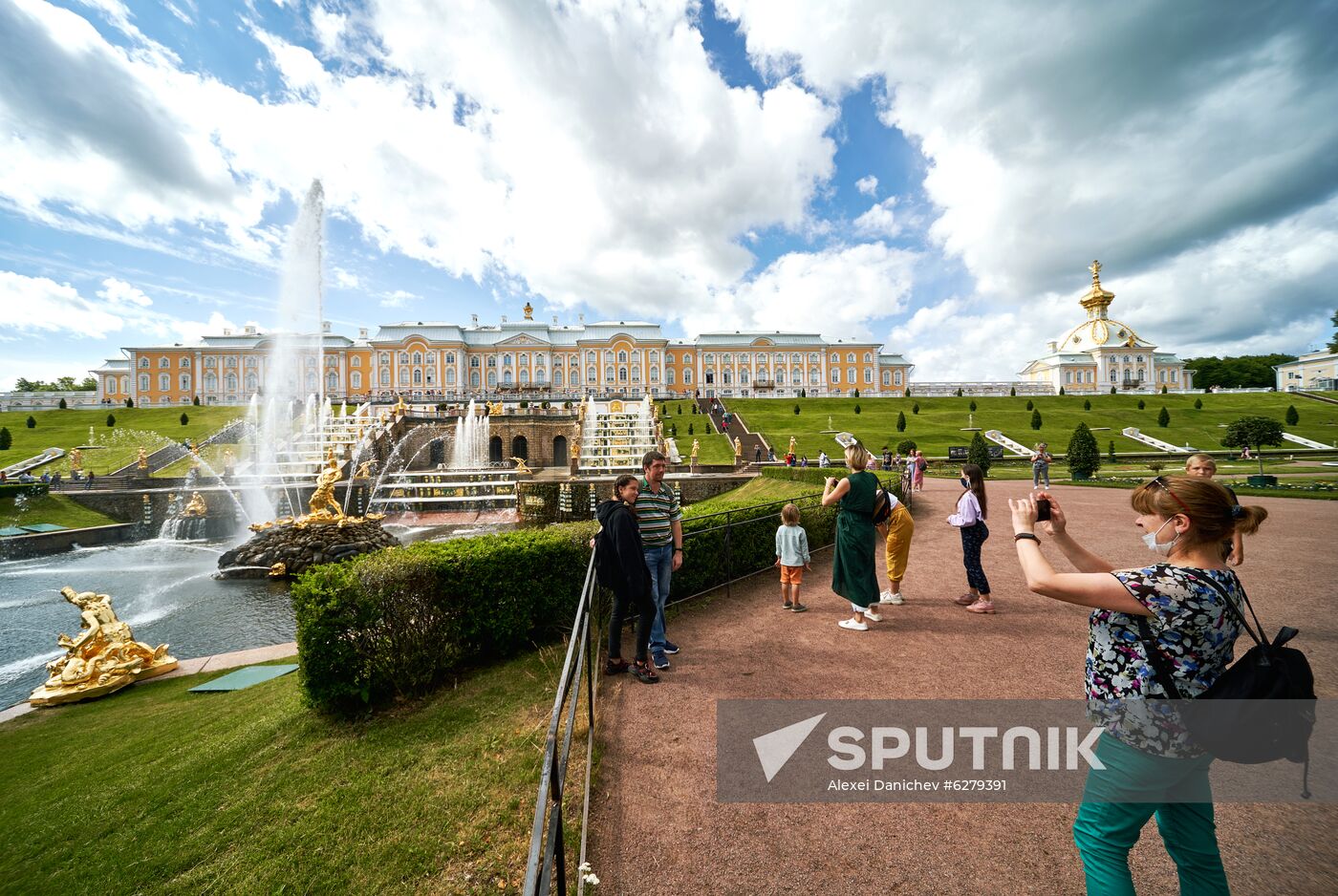 Russia Peterhof State Museum Reopening