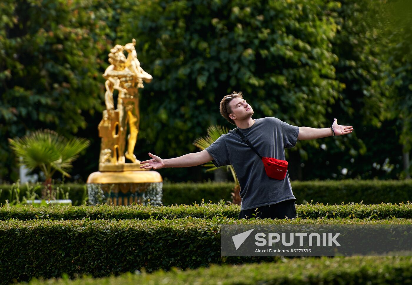 Russia Peterhof State Museum Reopening