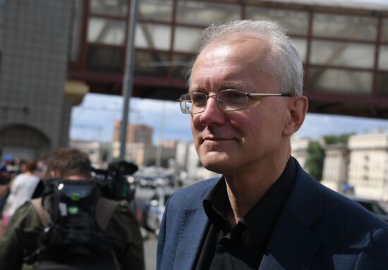 Russia Couriers Strike