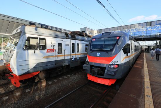 Reopening reconstructed Novodachnaya station of First Moscow Central Diameter