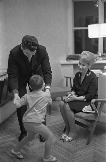 APN 1965 photo exhibition