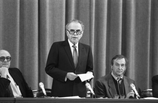 Soviet-US meeting on information exchanges
