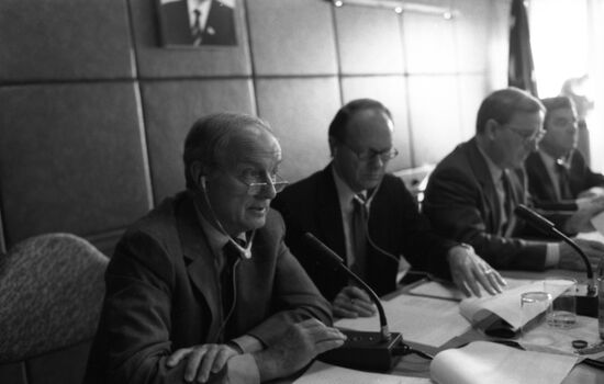 Soviet-US meeting on information exchanges