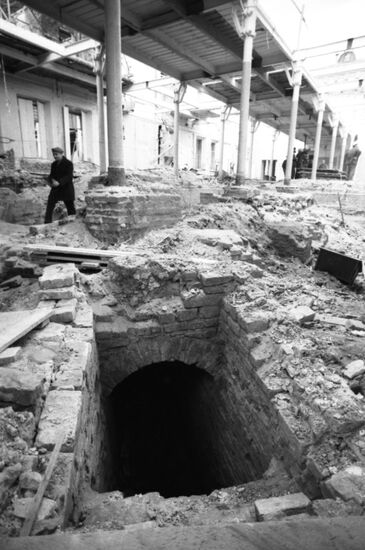 Young Archaeologists' Club at Moscow History and Reconstruction Museum