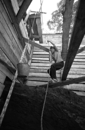 Young Archaeologists' Club at Moscow History and Reconstruction Museum