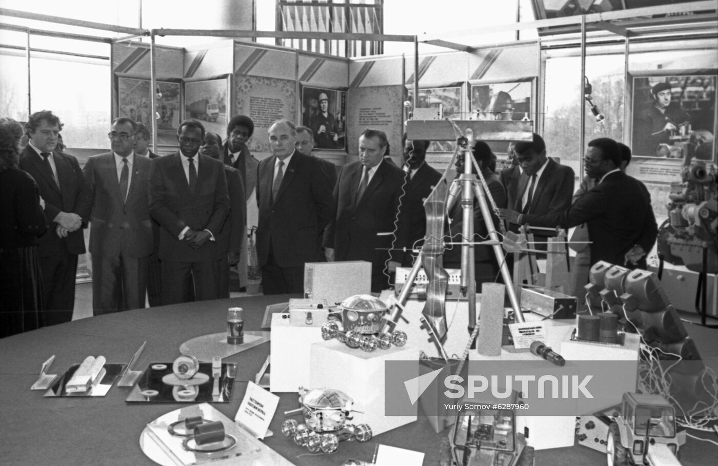 President of Angola Jose Eduardo dos Santos' official visit to Soviet Union