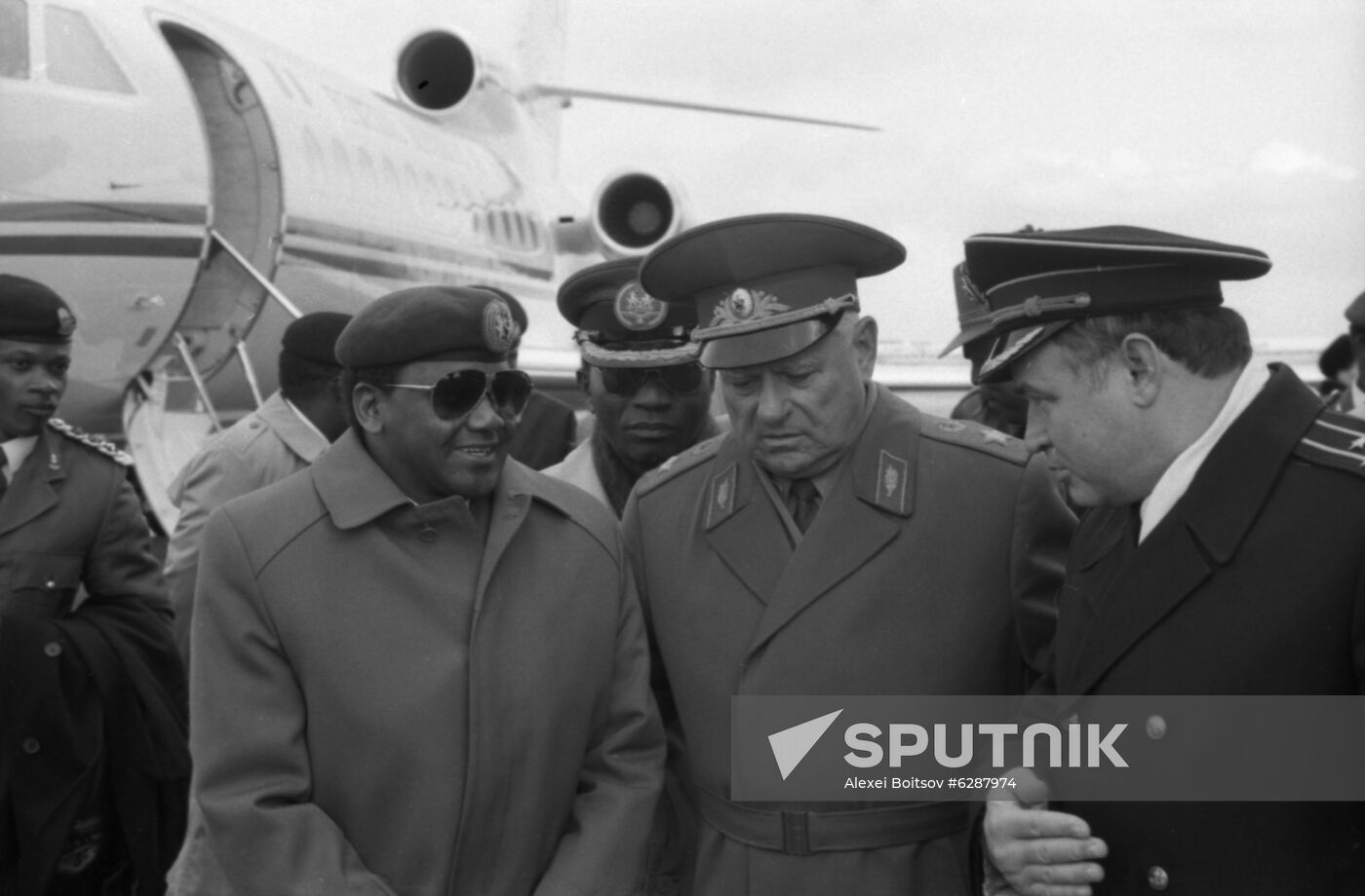 Chief of Staff of of Armed Forces of Nigeria Sani Abacha visits USSR