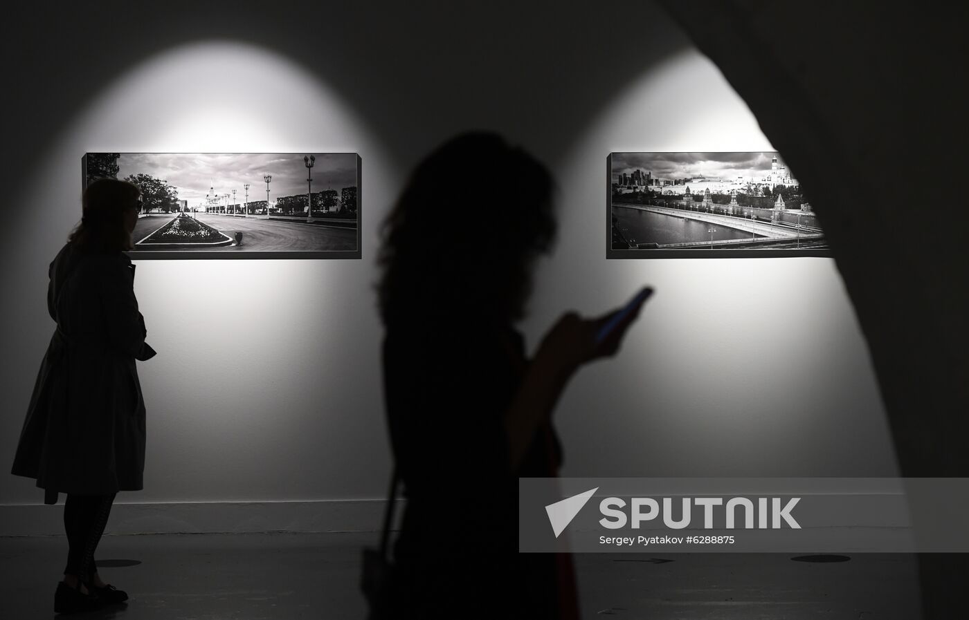 Russia Ponomarev Photo Exhibition