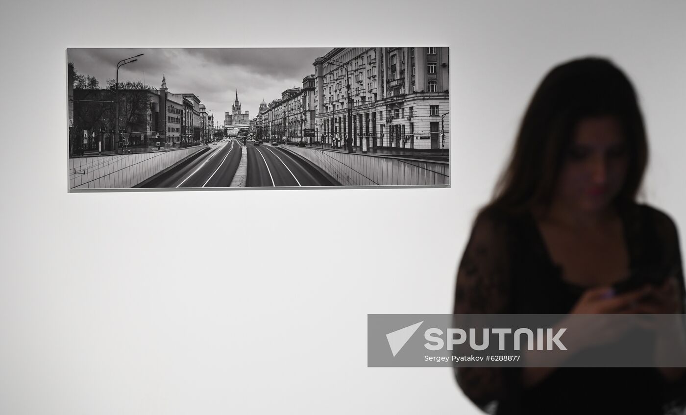 Russia Ponomarev Photo Exhibition