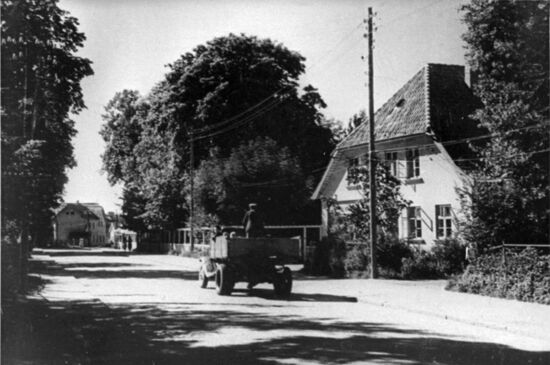 Pionersky village