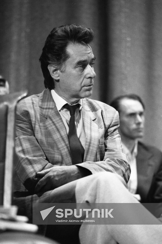 Soviet poet Andrei Dementyev