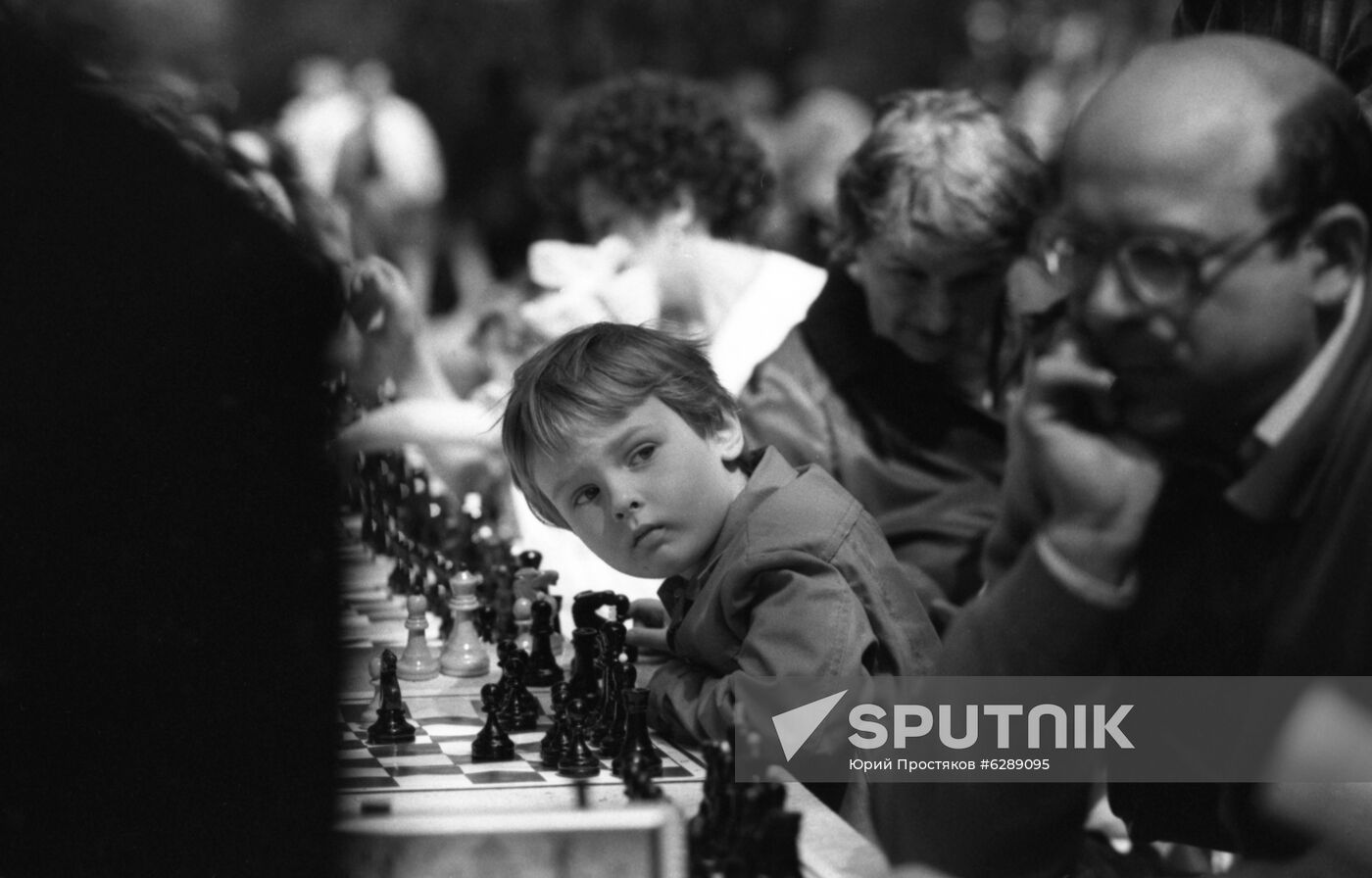 Simultaneous game with international grandmaster Alexei Suetin