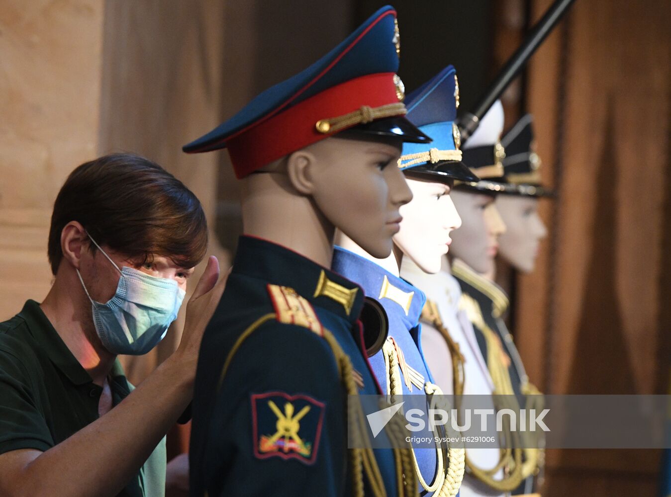Russia Military Uniform Exhibition