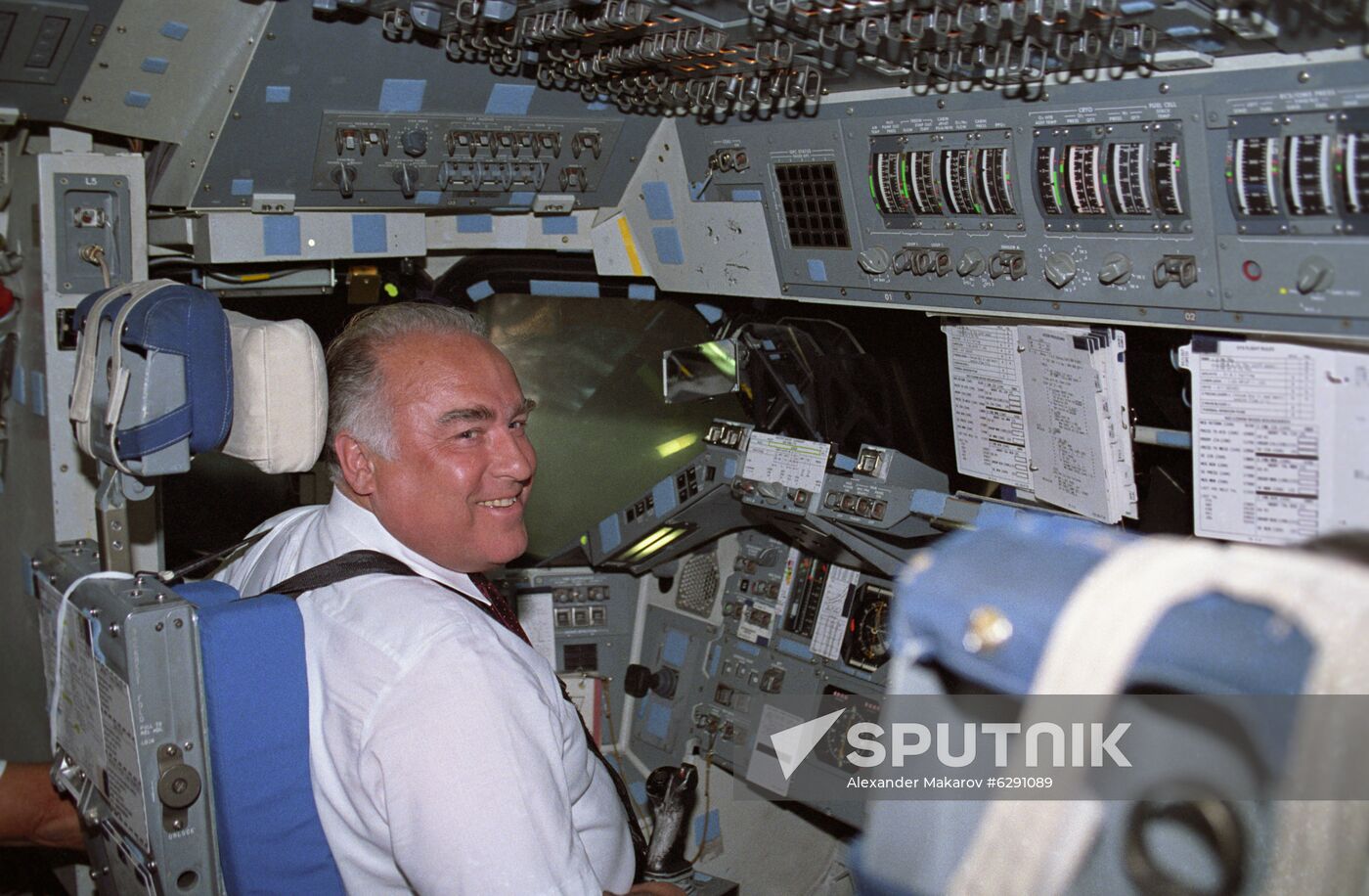 Viktor Chernomyrdin visits United States