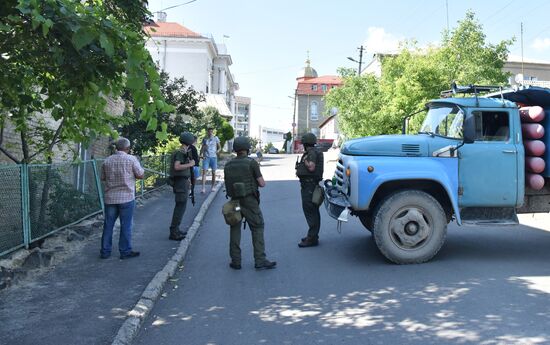 Ukraine Hostage Taking