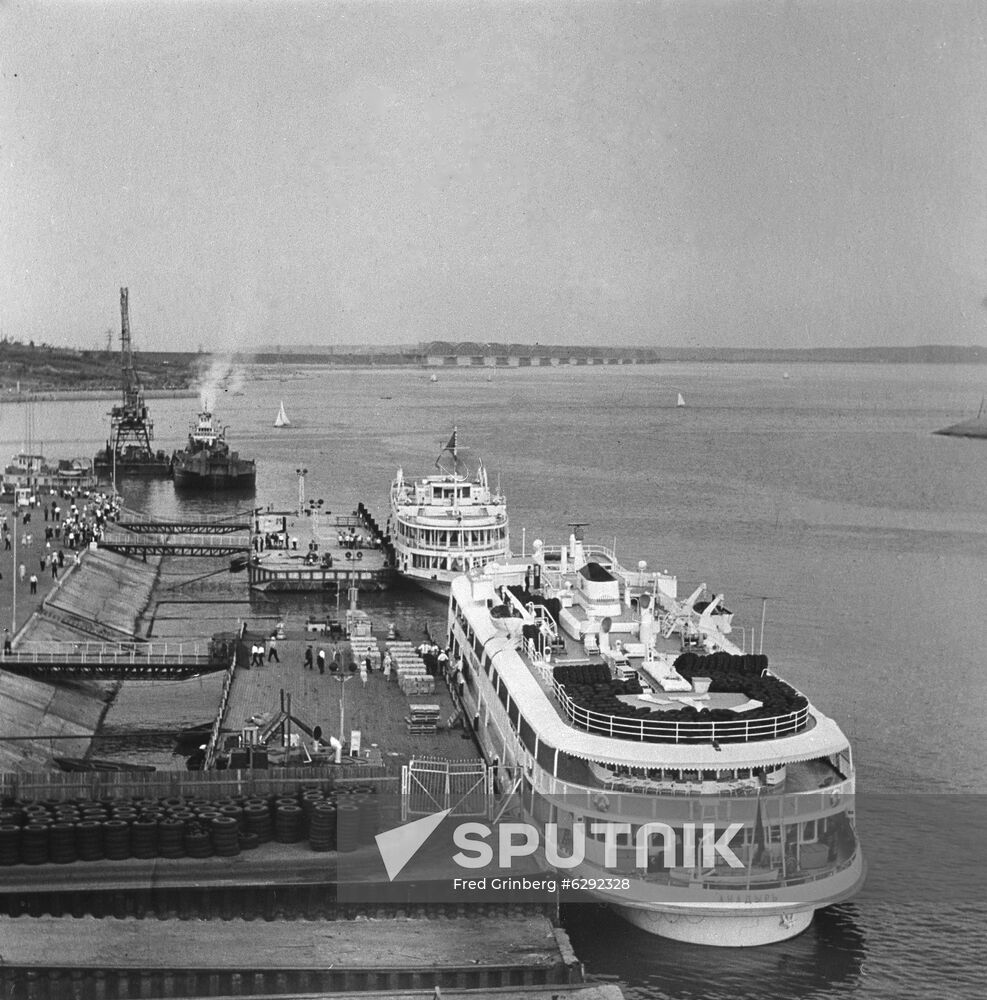 Ulyanovo river port
