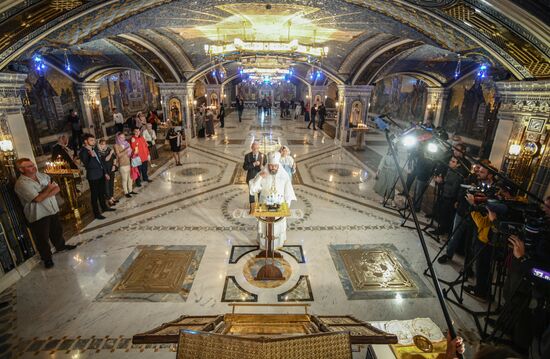 Russia Army Cathedral Christian Wedding