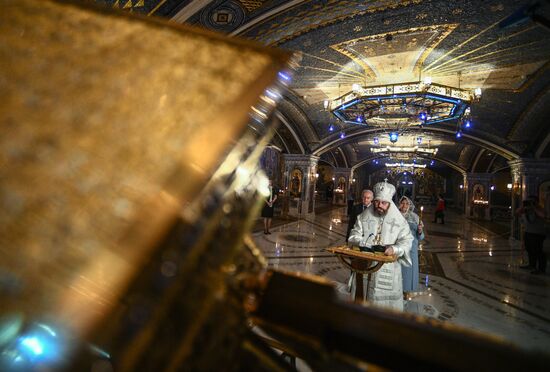 Russia Army Cathedral Christian Wedding