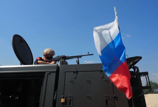 Syria Russia Patrolling