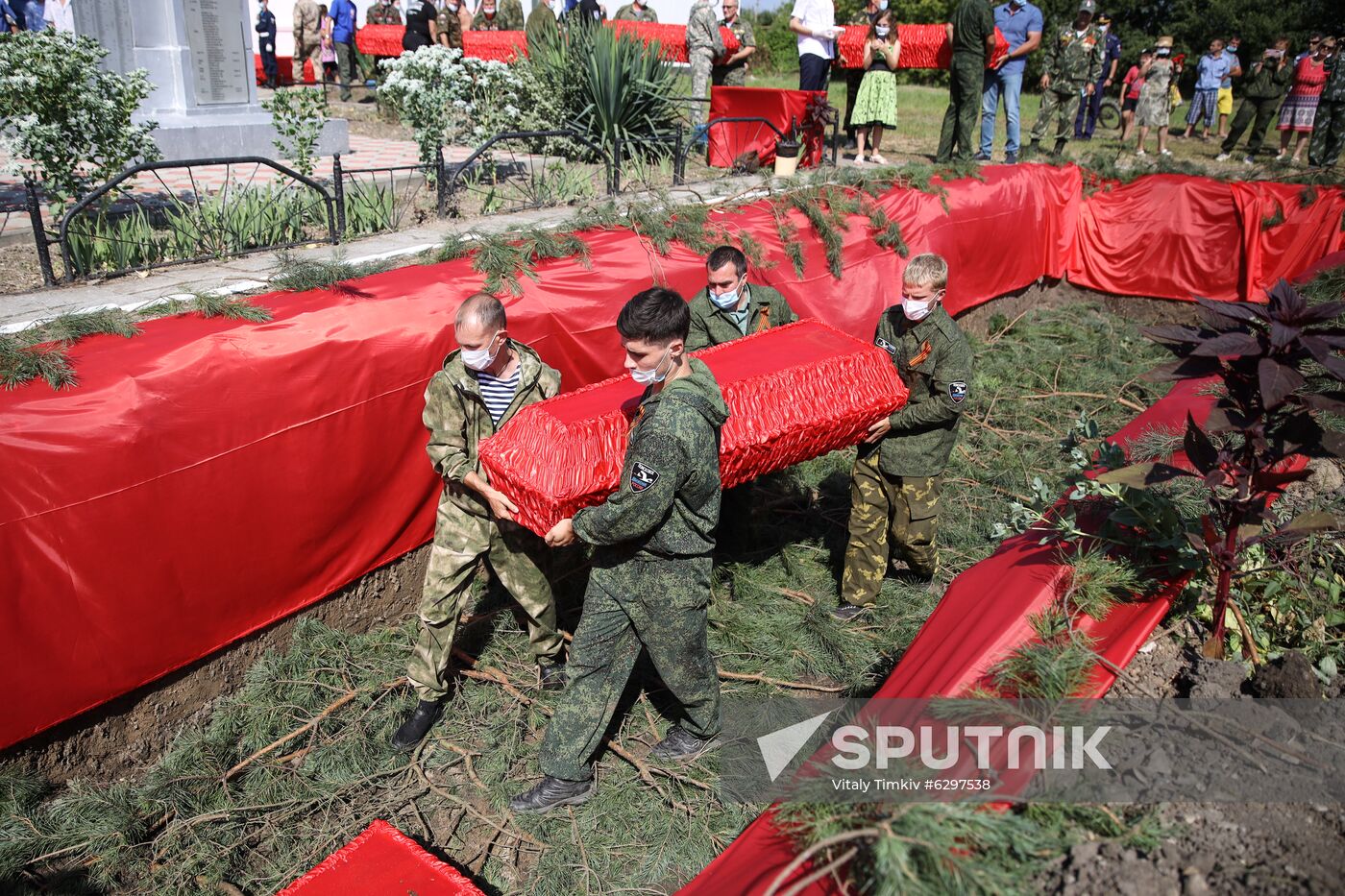 Russia WWII Soviet Soldiers Reburial