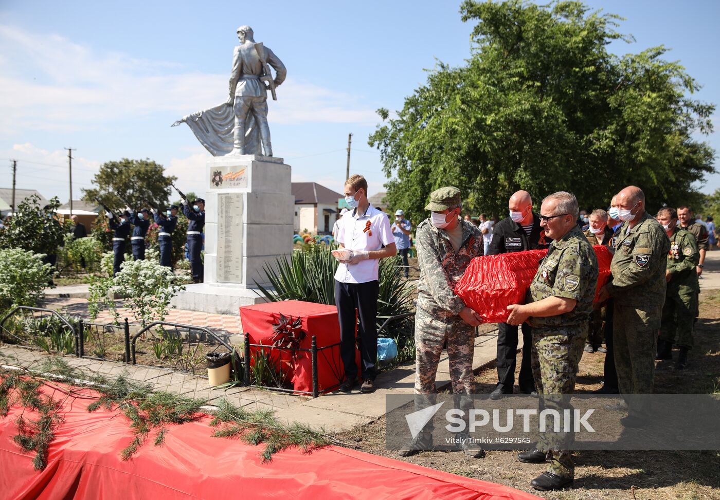 Russia WWII Soviet Soldiers Reburial
