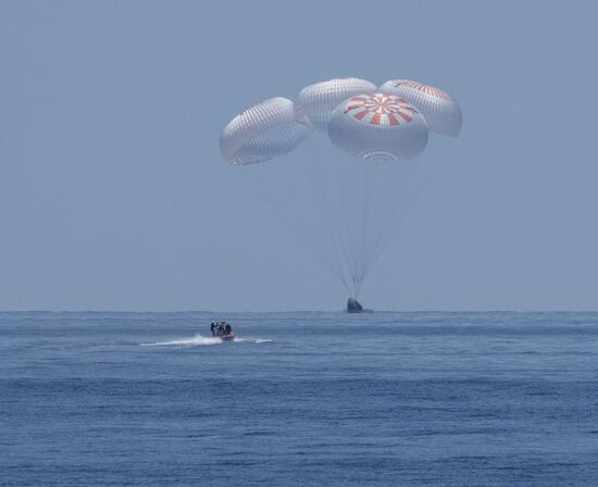 US SpaceX Demo-2 Landing