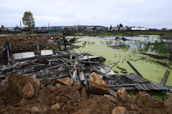 Russia Siberia Floods Restoring