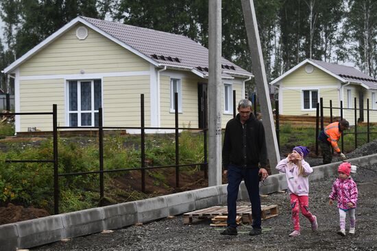 Russia Siberia Floods Restoring