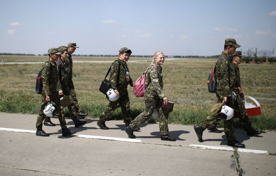 Russia Female Pilots Training