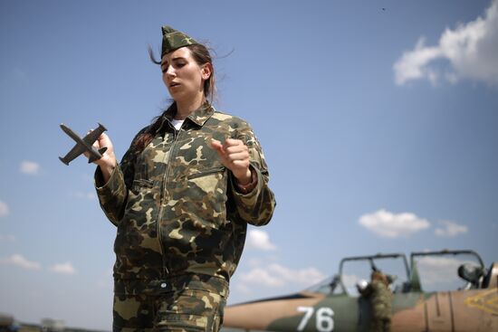 Russia Female Pilots Training