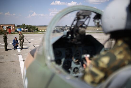 Russia Female Pilots Training