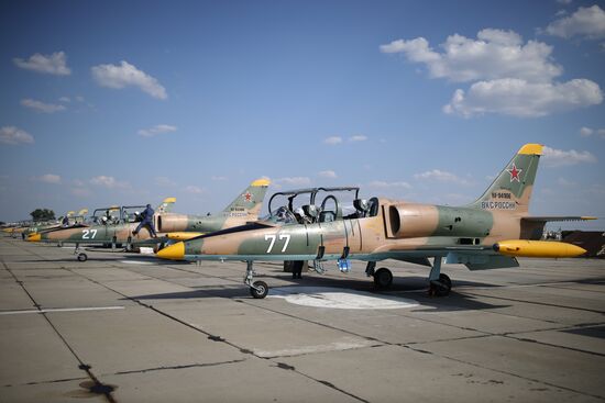 Russia Female Pilots Training