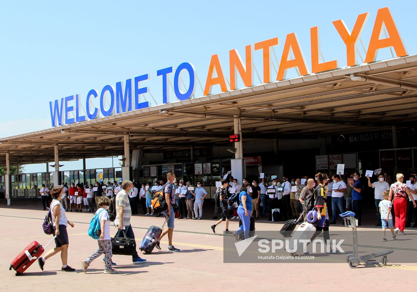 Turkey Russian Tourists
