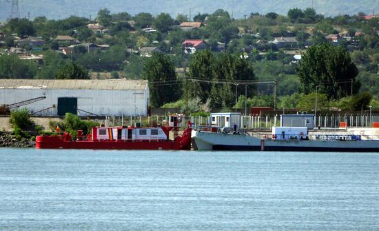 Ukraine Romania New Ferry Complex