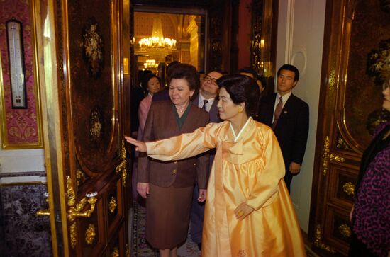 President of South Korea Kim Young-sam visits Russia