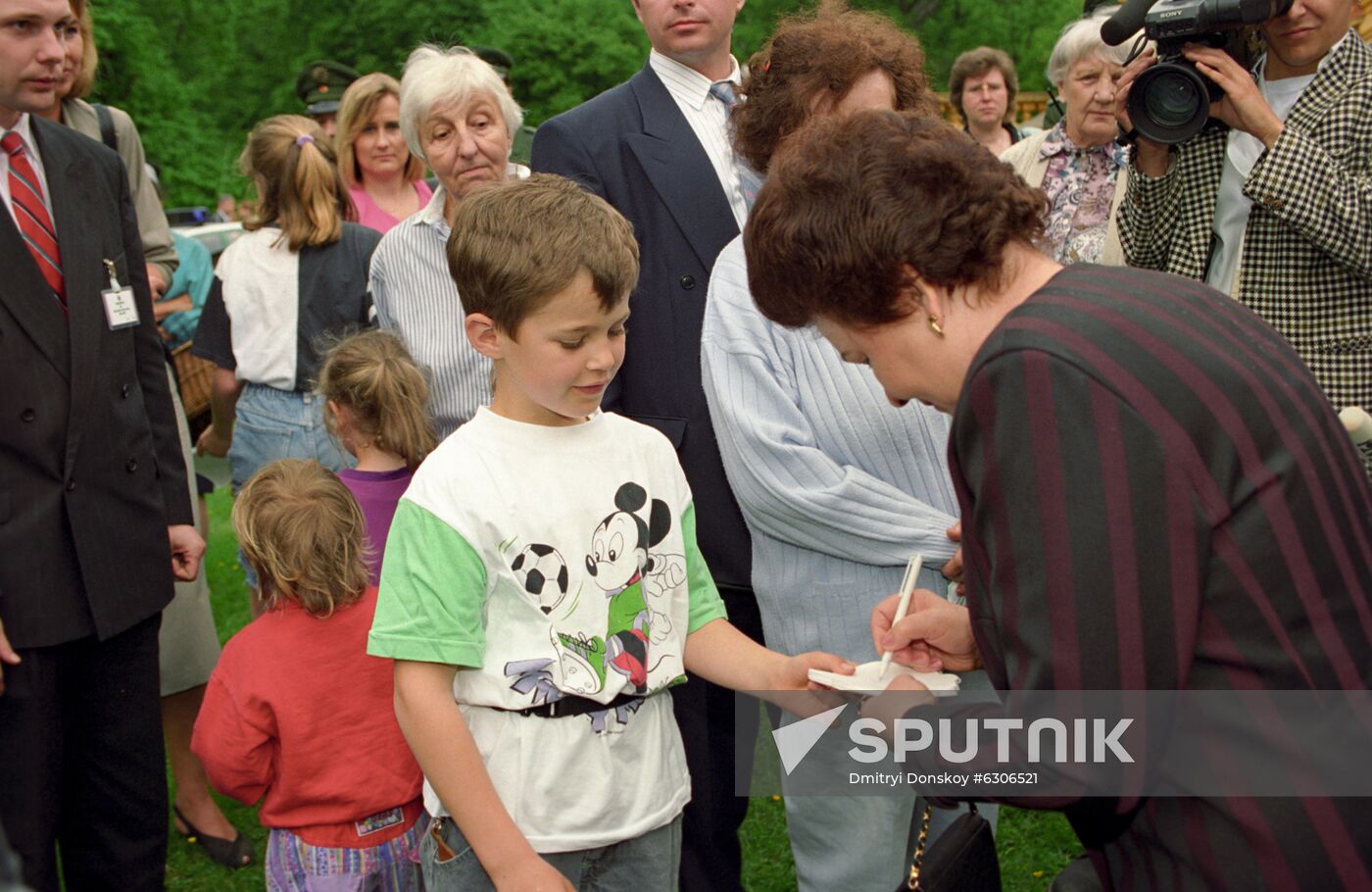 President of Russia Boris Yeltsin visits Federal Republic of Germany