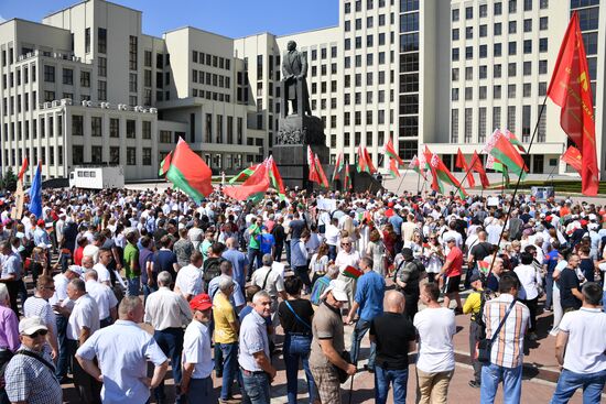 Belarus Lukashenko Supporters