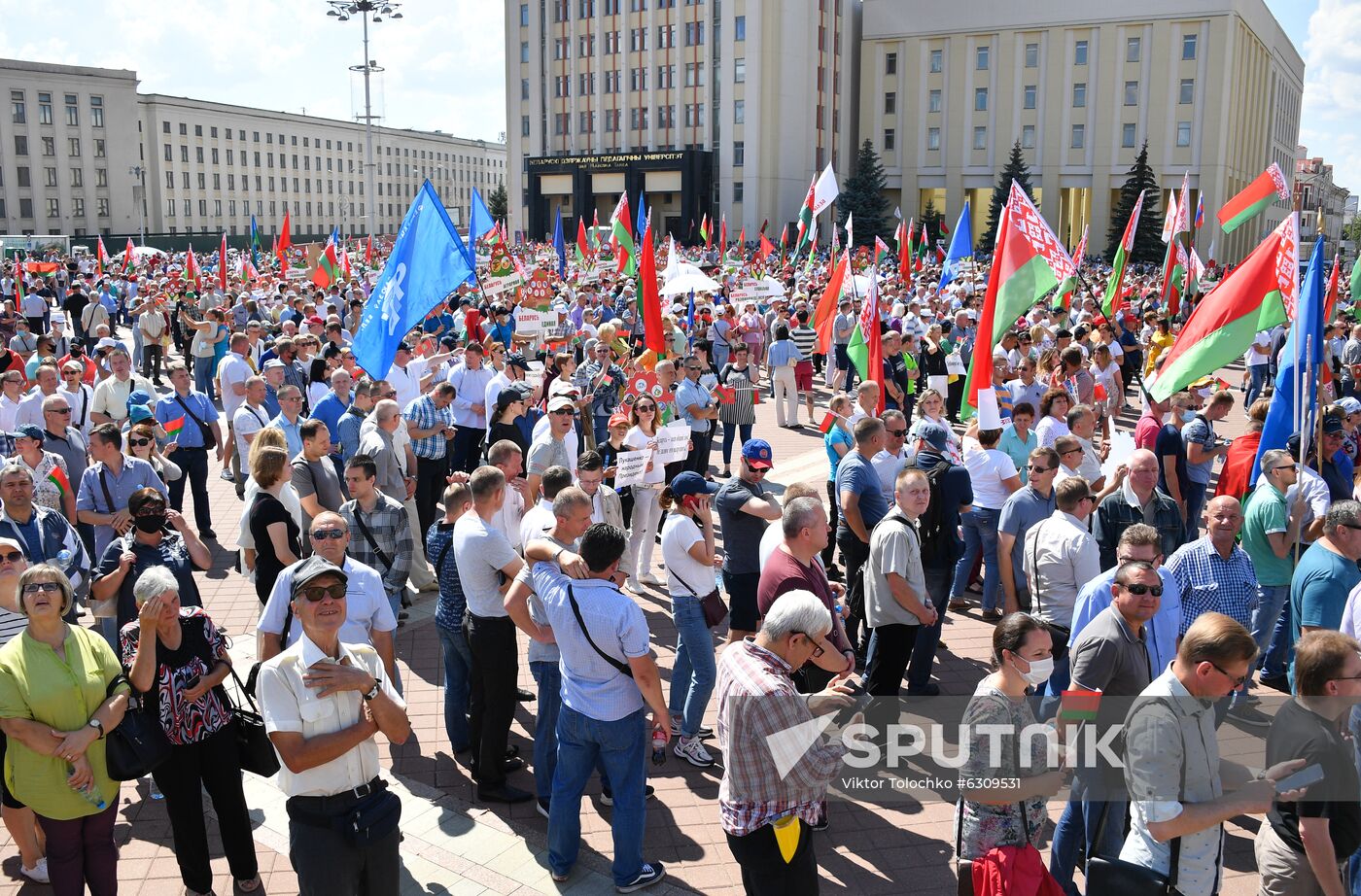 Belarus Lukashenko Supporters