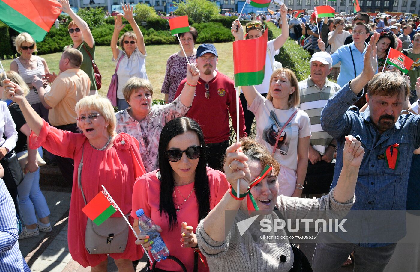 Belarus Lukashenko Supporters