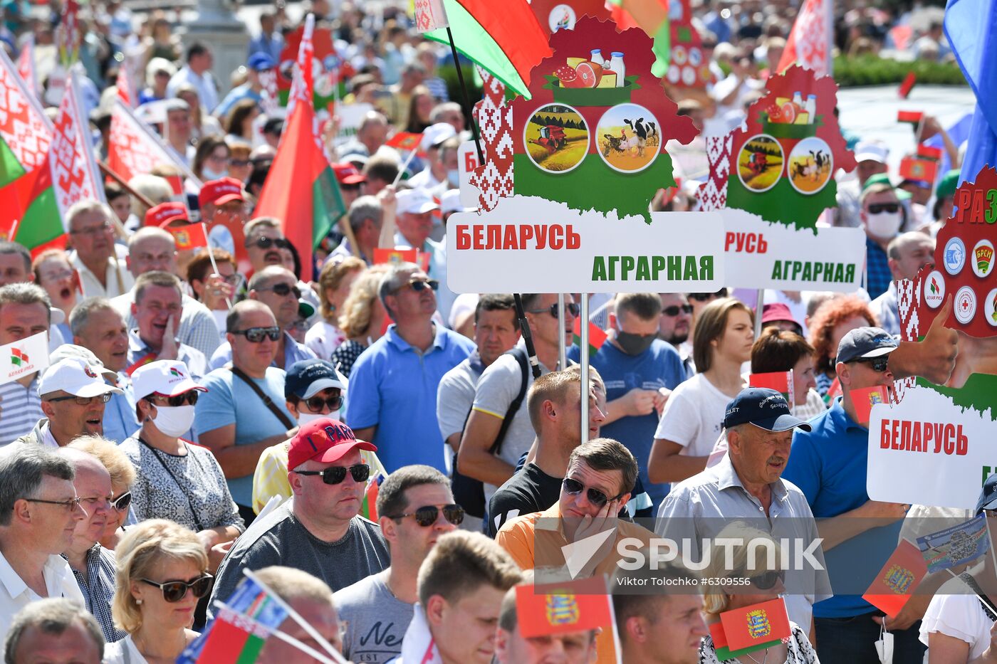 Belarus Lukashenko Supporters