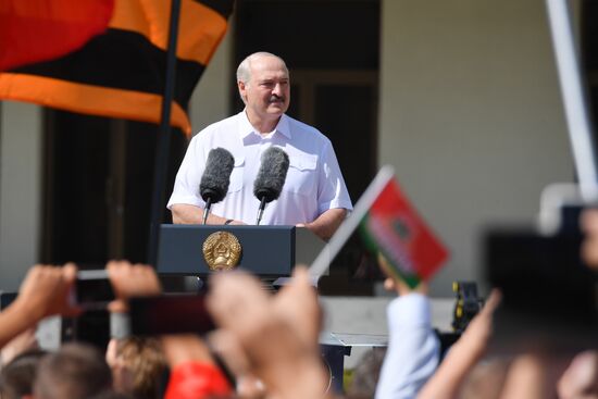 Belarus Lukashenko Supporters